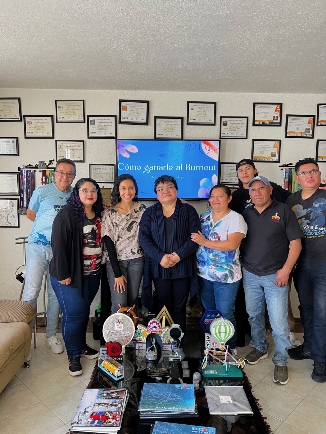 Equipo en el taller Cómo ganarle al burnout